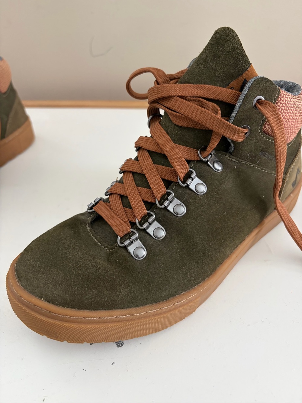 Women’s Forsake Green Suede High-Top Sneaker Boots with Brown Accents Size 7 - Picture 10 of 10